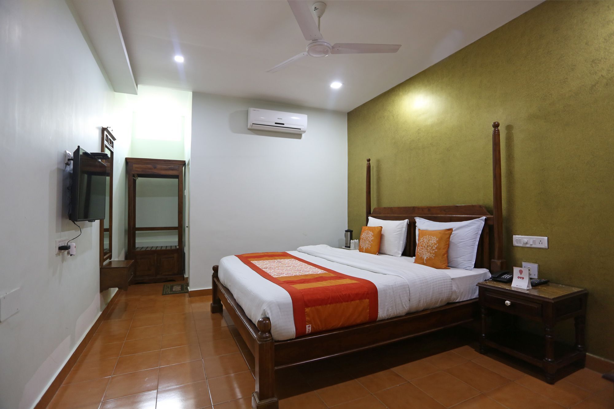Oyo 6549 Hotel Gorbandh 卜山 外观 照片